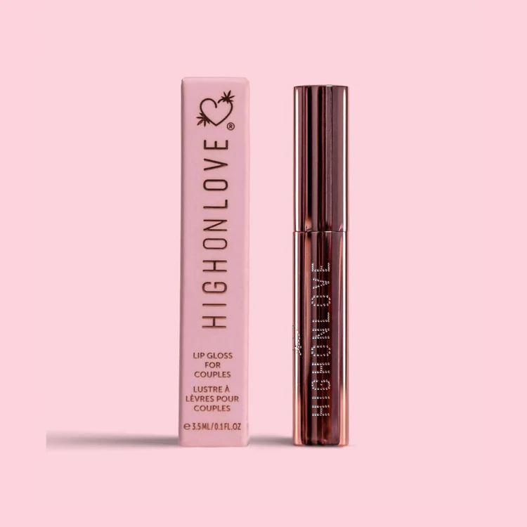 A-Brillo de labios efecto voluminizador